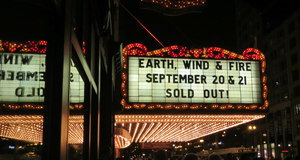 Earth, Wind & Fire - Chicago Theatre Earth, Wind & Fire - Chicago Theatre